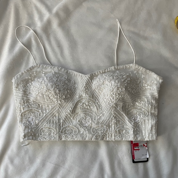 NWT Adrianna Papell Embellished‎ Crop Ivory TOP ONLY [SZ 8 ] - Picture 3 of 10